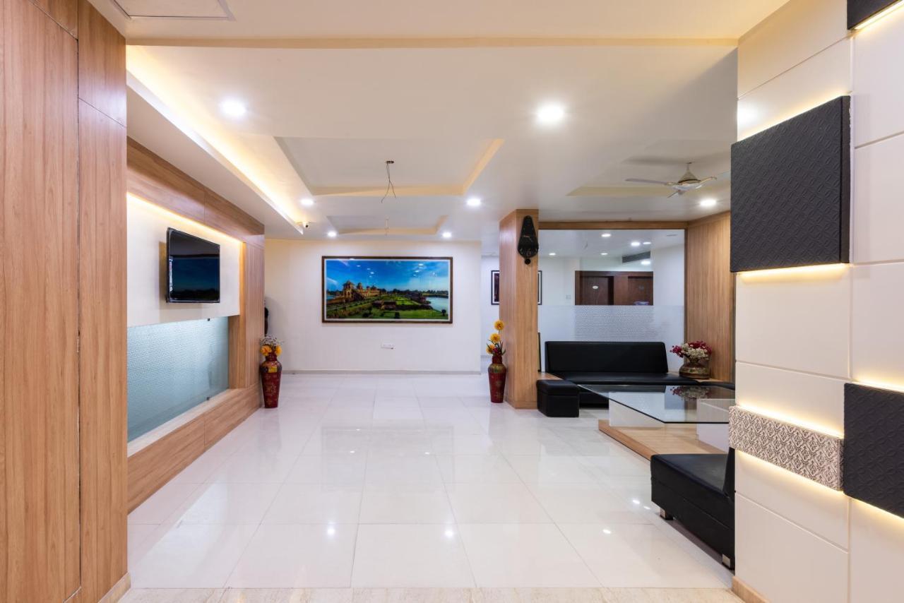 Hotel Drishti,Bhopal Ngoại thất bức ảnh