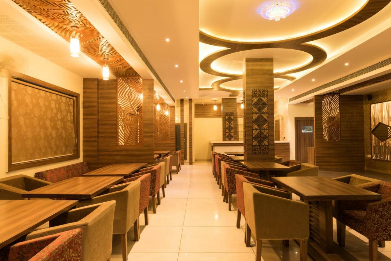Hotel Drishti,Bhopal Ngoại thất bức ảnh
