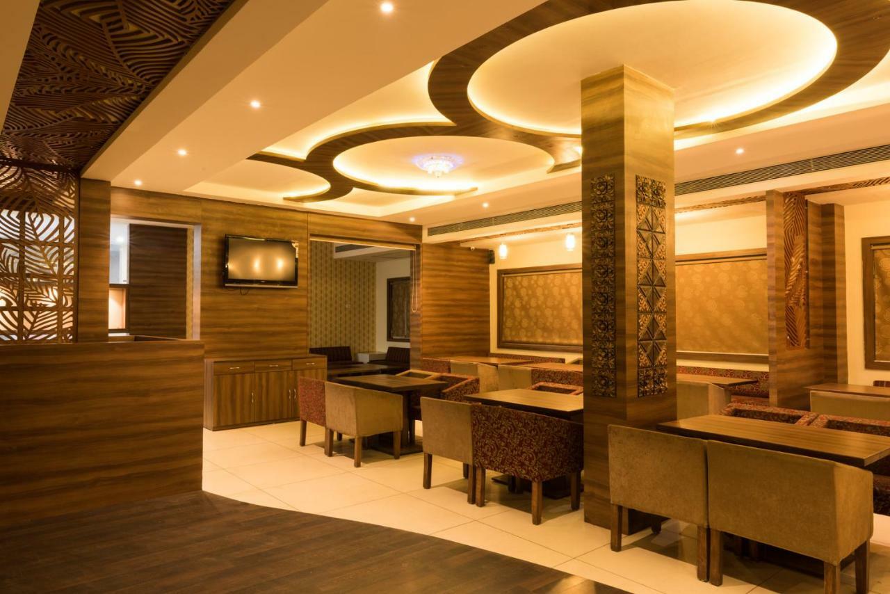 Hotel Drishti,Bhopal Ngoại thất bức ảnh